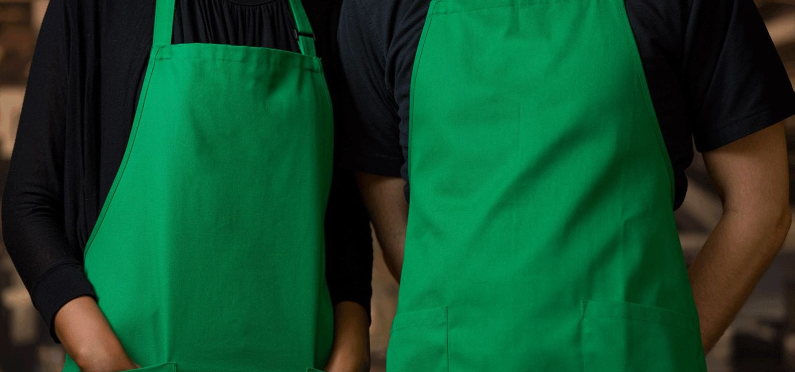 مآزر وأكياس بدلة